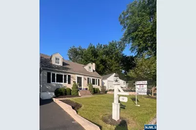9 Woodmere Road, West Caldwell, NJ 07006 - Photo 24
