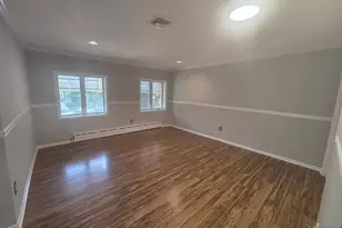 631 2nd Ave 1st Floor, Lyndhurst Township, NJ 07071 - Photo 6