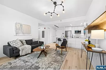 149 Essex Street 5T #5T, Jersey City, NJ 07302 - Photo 2