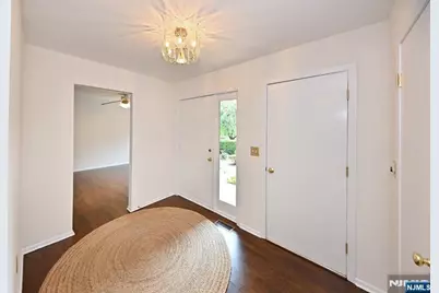 5 Indian Field Court, Mahwah, NJ 07430 - Photo 2