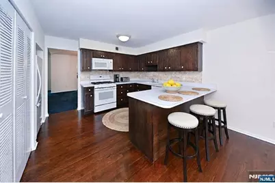 5 Indian Field Court, Mahwah, NJ 07430 - Photo 12