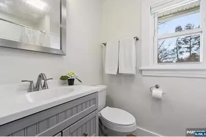 136 7th Avenue 2nd Fl #2nd Fl, Westwood, NJ 07675 - Photo 12