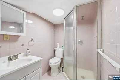 2 6th Street, Ridgefield Park, NJ 07660 - Photo 34