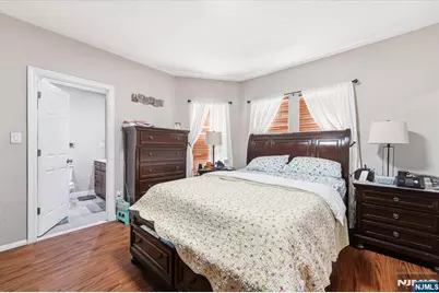 2 6th Street, Ridgefield Park, NJ 07660 - Photo 18