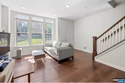 11 Leahy Drive, Wood Ridge, NJ 07075 - Photo 2