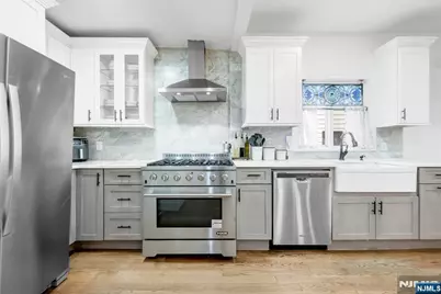49 Walnut Street, Rutherford, NJ 07070 - Photo 20