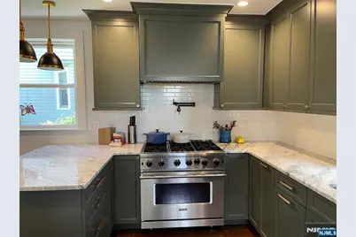 5 Saint Clair, Rutherford, NJ 07070 - Photo 16