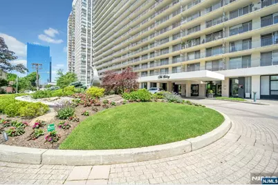1530 Palisade Avenue 21C #21C, Fort Lee, NJ 07024 - Photo 6