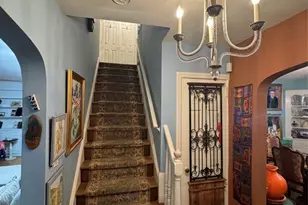 81 Grayson Pl, Teaneck Township, NJ 07666 - Photo 2