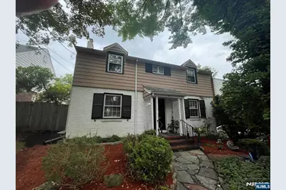81 Grayson Place, Teaneck Township, NJ 07666 - Photo 24