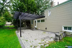 154 Jefferson Ave, River Edge, NJ 07661 - Photo 26