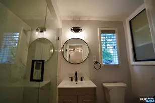 154 Jefferson Ave, River Edge, NJ 07661 - Photo 18