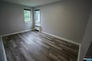 154 Jefferson Ave, River Edge, NJ 07661 - Photo 14