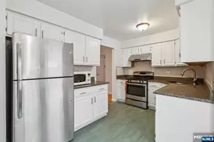 2902 Jesse Way 2902, Piscataway Township, NJ 08854 - Photo 4