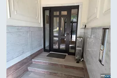 22 Seymour Street 6 #6, Montclair, NJ 07042 - Photo 4