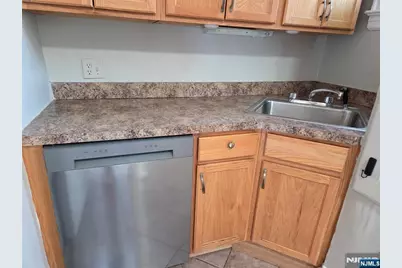 22 Seymour Street 6 #6, Montclair, NJ 07042 - Photo 16
