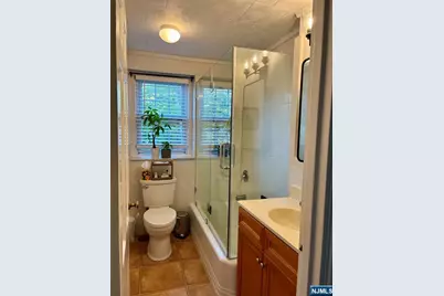 217 Prospect Avenue 5-2A #5-2A, Cranford Township, NJ 07016 - Photo 6