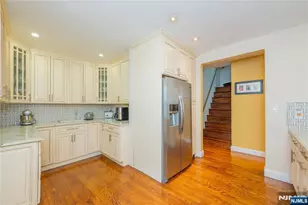 160 Mt Vernon St, Ridgefield Park, NJ 07660 - Photo 6
