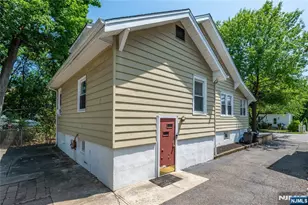 160 Mt Vernon St, Ridgefield Park, NJ 07660 - Photo 18
