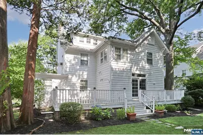153 Glenwood Avenue, Leonia, NJ 07605 - Photo 48