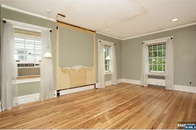 153 Glenwood Avenue, Leonia, NJ 07605 - Photo 20