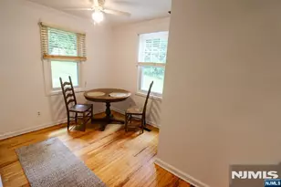 20 Mt Crest Rd, Jefferson Township, NJ 07438 - Photo 8