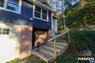 20 Mt Crest Rd, Jefferson Township, NJ 07438 - Photo 24