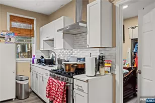 109 Lyon St, Paterson, NJ 07524 - Photo 10