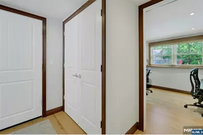 15-10 Mandon Place, Fair Lawn, NJ 07410 - Photo 24