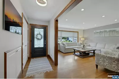 15-10 Mandon Place, Fair Lawn, NJ 07410 - Photo 2