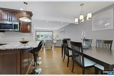 15-10 Mandon Place, Fair Lawn, NJ 07410 - Photo 12