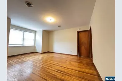 9 James Street 1 #1, Bergenfield, NJ 07621 - Photo 4