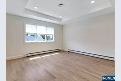 28 Brinkerhoff Terrace 1 #1, Palisades Park, NJ 07650 - Photo 8