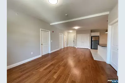 116 Essex Street 202 #202, Hackensack, NJ 07601 - Photo 8