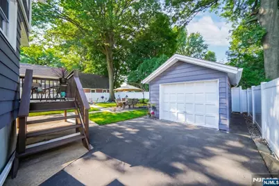 256 Van Buren Avenue, Teaneck Township, NJ 07666 - Photo 42