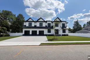 295 Georgian Dr, Paramus, NJ 07652 - Photo 1