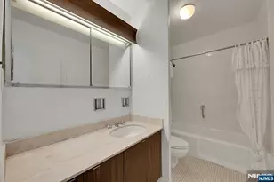 5 Horizon Road 2102, Fort Lee, NJ 07024 - Photo 24