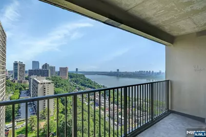 5 Horizon Road 2102 #2102, Fort Lee, NJ 07024 - Photo 10