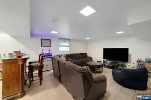 1527 10th St, Fort Lee, NJ 07024 - Photo 28