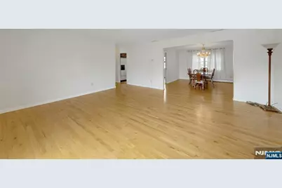 1527 10th Street, Fort Lee, NJ 07024 - Photo 20
