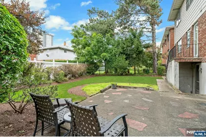 1527 10th Street, Fort Lee, NJ 07024 - Photo 34