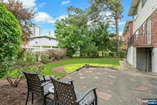 1527 10th St, Fort Lee, NJ 07024 - Photo 34