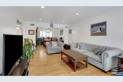 1527 10th Street, Fort Lee, NJ 07024 - Photo 4