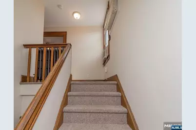 81 Savoy Place 2nd Floor #2nd Floor, Prospect Park, NJ 07508 - Photo 4