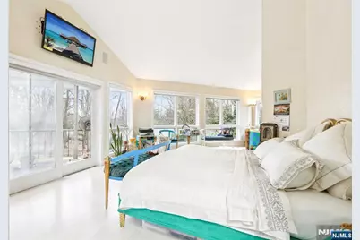 270 E Clinton Avenue, Tenafly, NJ 07670 - Photo 24