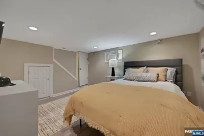 49 Washington Avenue, River Edge, NJ 07661 - Photo 30