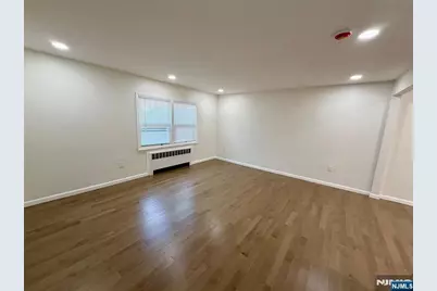 103-107 Mt Vernon Place 1 #1, Newark, NJ 07106 - Photo 2