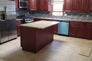 85 Linden Ave, Elmwood Park, NJ 07407 - Photo 4