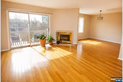507 Windsor Drive 107 #107, Palisades Park, NJ 07650 - Photo 2