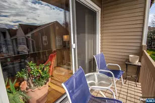507 Windsor Dr 107, Palisades Park, NJ 07650 - Photo 6
